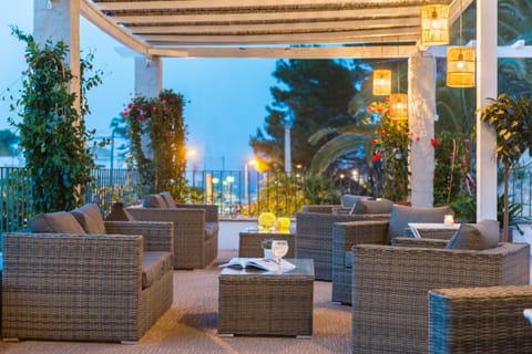 Patio, Night, Garden, Balcony/Terrace