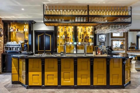 Lounge or bar