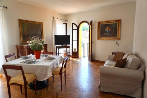 Casa del Tato Central Apartment - 2 bedrooms Apartment in Capannori