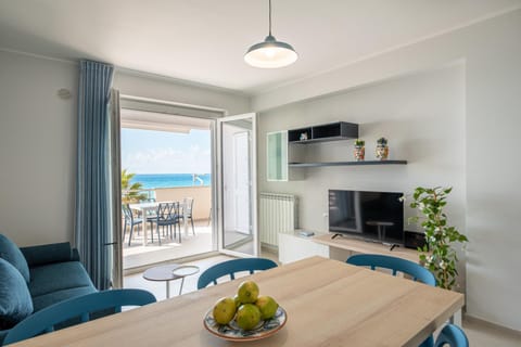 Living room, Seating area, Evening entertainment, Sea view