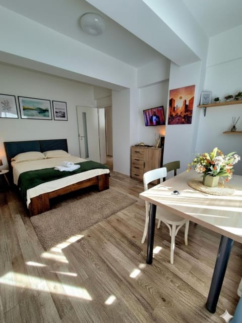 Bed, Living room, Photo of the whole room