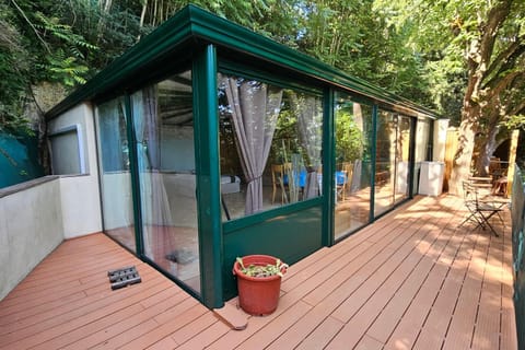 Beautiful loft for 4 with large terrace Apartment in Île-de-France