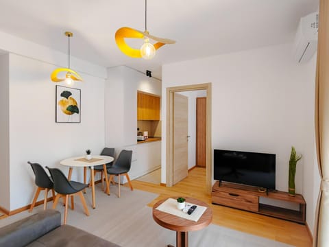 Modern City Apartment Budva3-Central Location,5 min to Beach Apartment in Montenegro