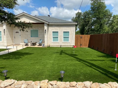 CanyonLake Extended Stay Family or Work Relocation House in Canyon Lake