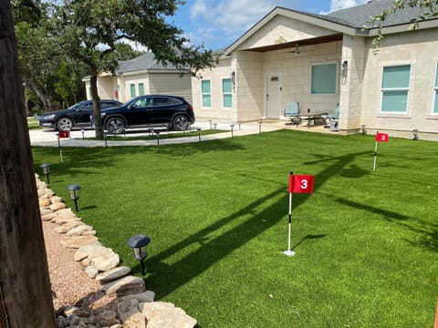 CanyonLake Extended Stay Family or Work Relocation House in Canyon Lake