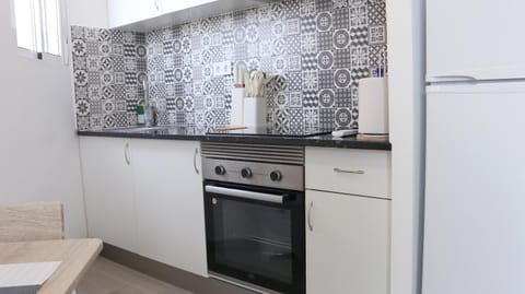 Apartament Hotel - El Barco Apartment hotel in L'Hospitalet de Llobregat