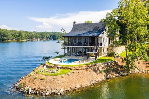 Luxe Lake Martin Home Pool Hot Tub Boat Dock House in Lake Martin