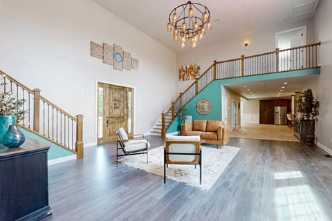 3 Ladies Estate House in Worcester County