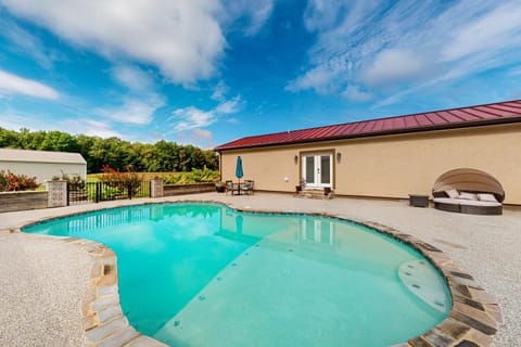 3 Ladies Estate House in Worcester County