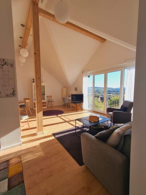 View (from property/room), Living room, Seating area