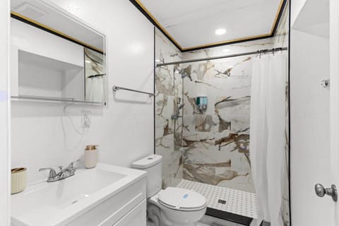 Doral Beach Apartment in Town N Country