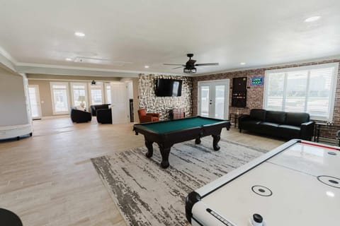 Villa Luxury Family Getaway House in Patterson