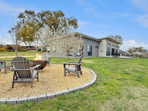 Garden, Garden view