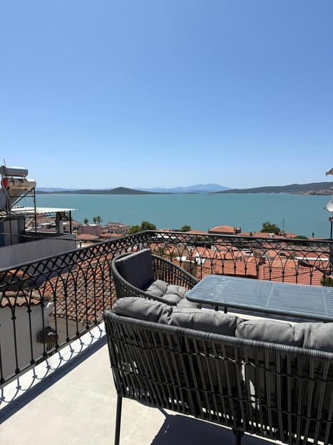 Balcony/Terrace, Seating area, Sea view