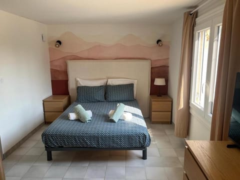 Studio moderne avec vue dégagée Apartment in Pertuis