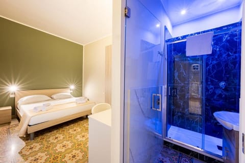Shower, Bed, Bathroom, Photo of the whole room, Bedroom