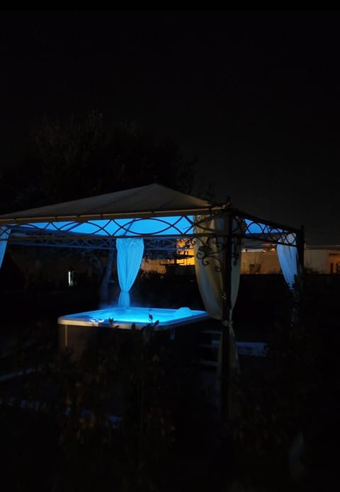 Night, Swimming pool