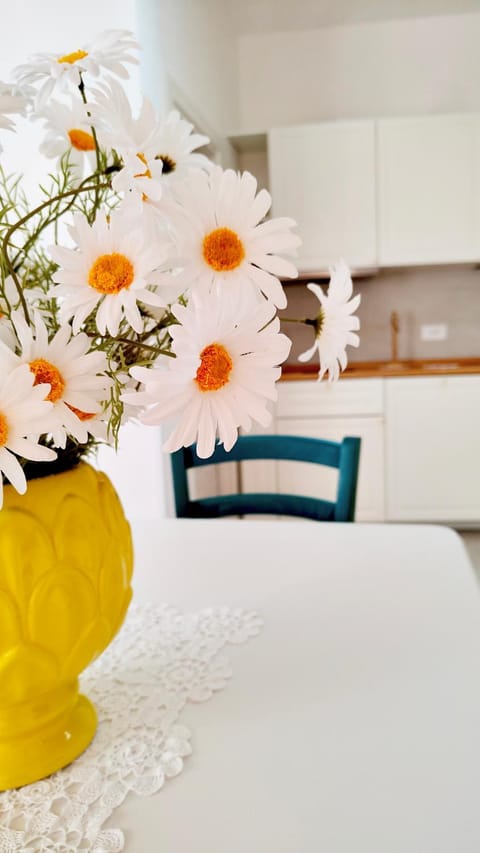 Living room, Decorative detail