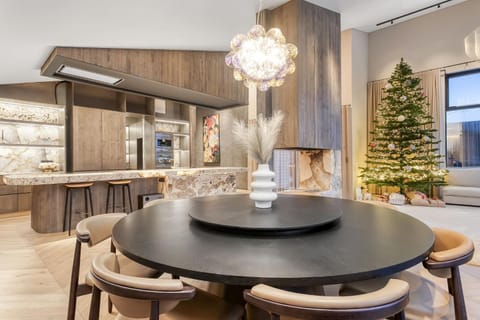 Decorative detail, Dining area