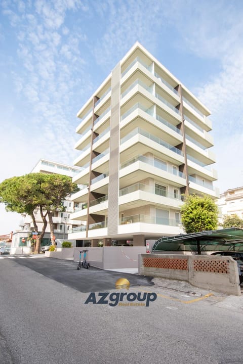 Property building, Street view