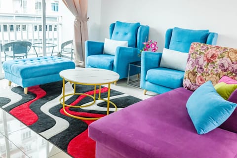 Living room, Seating area