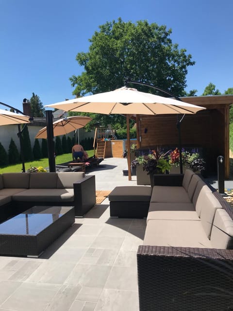 Garden, sunbed