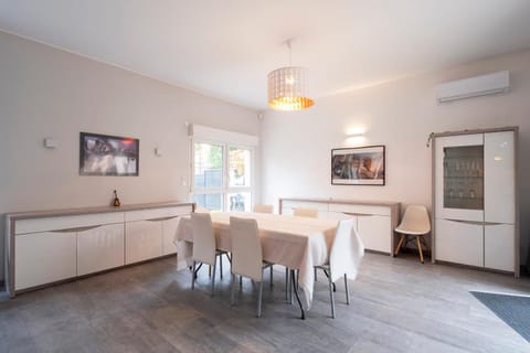 Le Château Jeannot House in Thionville