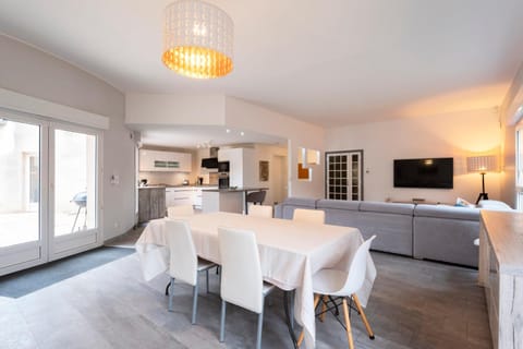 Le Château Jeannot House in Thionville