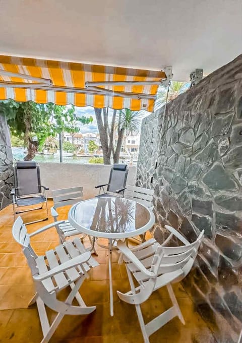 Patio, View (from property/room), Balcony/Terrace