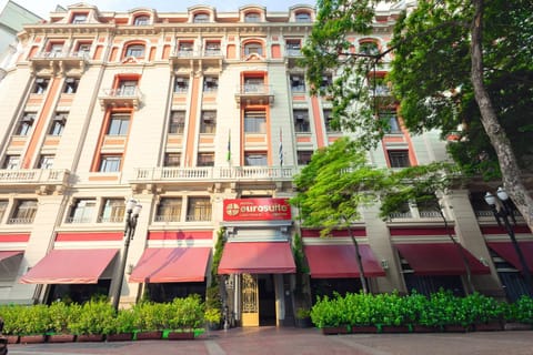 Property building, Facade/entrance, Day