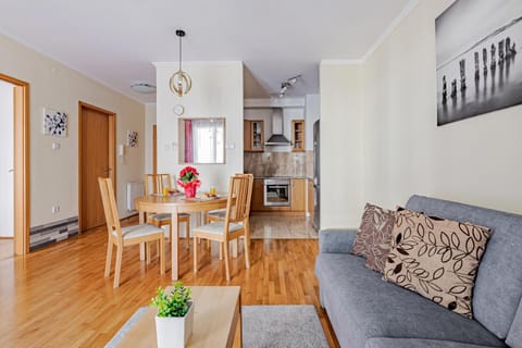 Kitchen or kitchenette, Living room, Seating area