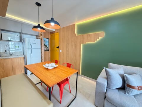 Kitchen or kitchenette, Living room, Seating area, Dining area, pet friendly