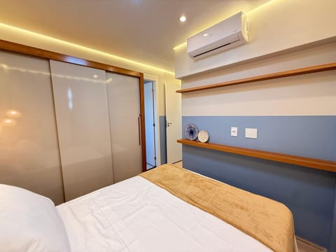 Bed, Photo of the whole room, Bedroom, wardrobe, air conditioner