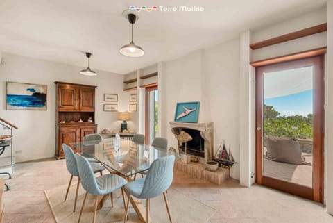 Villa Il Tuffatore, Terre Marine Villa in Province of Massa and Carrara