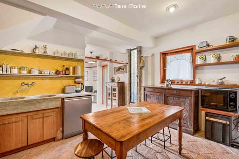 Villa Il Tuffatore, Terre Marine Villa in Province of Massa and Carrara