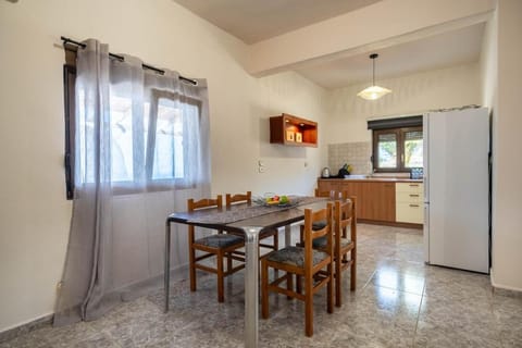 Kastelli retreat House in Evros, Greece