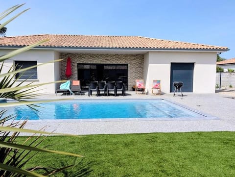 Patio, Day, Pool view, Swimming pool