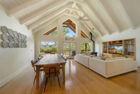 Banner Elk Valley Overlook House in Banner Elk