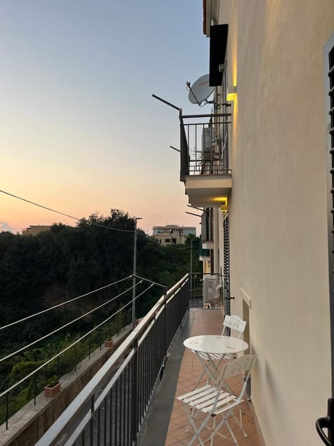 View (from property/room), Balcony/Terrace