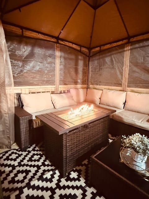 Spacious 7 Bed Home Near Downtown House in Atlanta