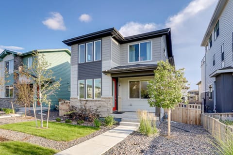 Less Than 2 Mi to Gaylord Rockies Remote-Work Hub with Gym! House in Commerce City