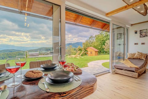 Summer, Living room, Dining area