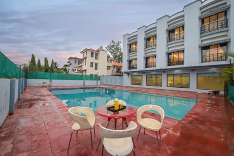 Property building, View (from property/room), Pool view, Swimming pool, Swimming pool