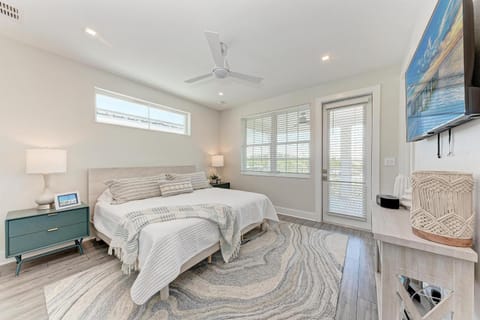 Sweet & Salty Beach House home House in Cortez