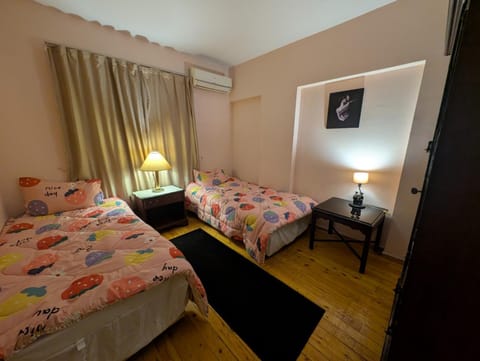 Bed, Bedroom, air conditioner
