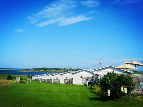 Property building, Day, Summer, Garden, Sea view