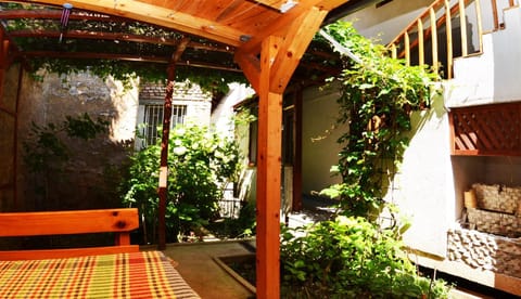 Garden, Area and facilities