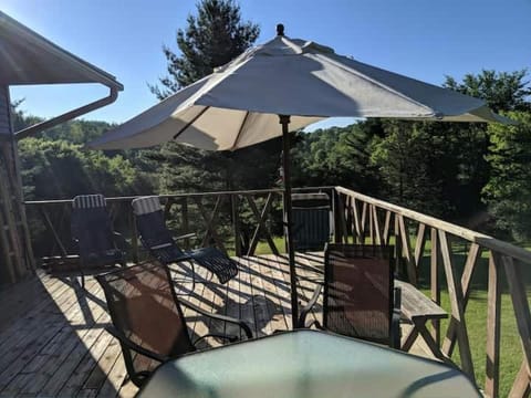 Hideaway from the Twin Cities Country House in Wisconsin