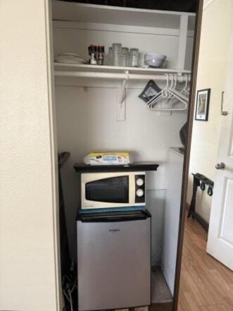 Kitchen or kitchenette, Breakfast