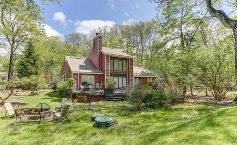 Property building, Day, Natural landscape, Garden view